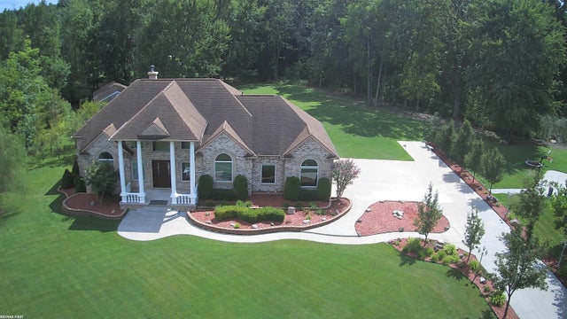 400 E Romeo Rd, Oakland charter township