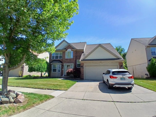 11820 Creekview Dr, Sterling Heights city