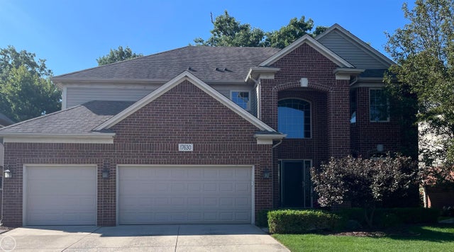 17630 Eider Dr, Clinton charter township