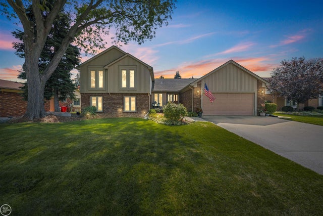 15492 S Royal Doulton Blvd Blvd, Clinton charter township