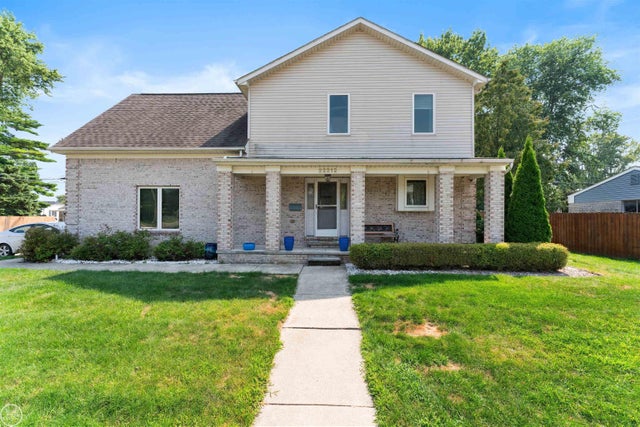 22212 Mylls Ct, St. Clair Shores city