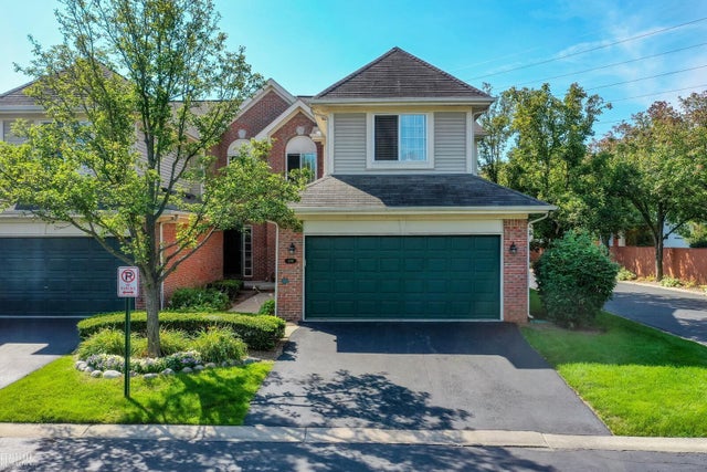 400 James Cir, Royal Oak city