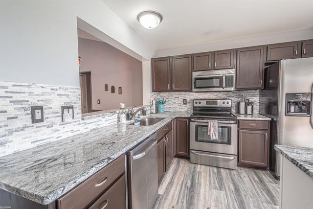 51857 Adler Park Dr E Dr, Chesterfield township
