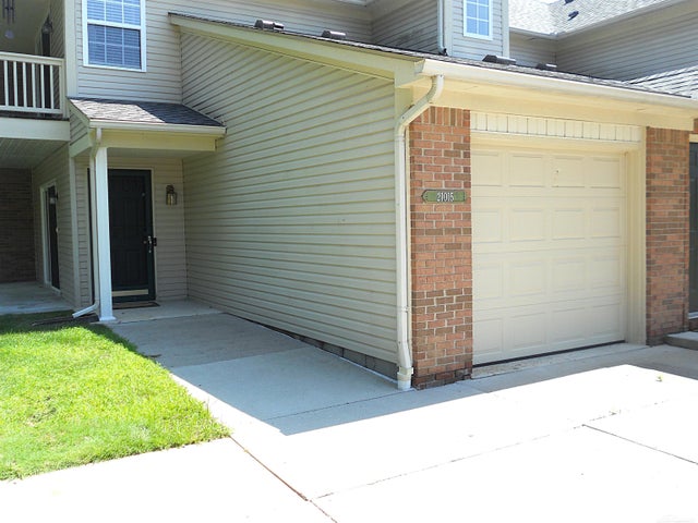 21015 Cooper Dr, Macomb township