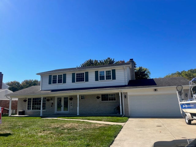 38447 Foxcroft Blvd, Harrison charter township