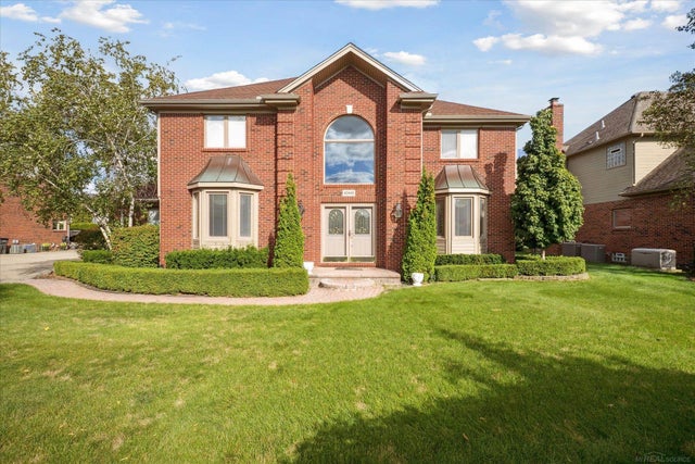 40448 Emerald Ln, Clinton charter township