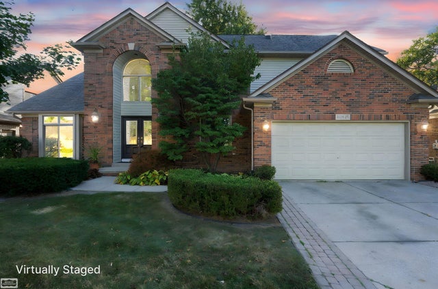 53363 Azalea Dr, Macomb township