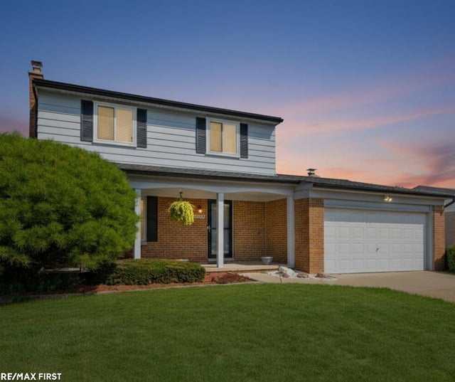 50426 Jim Dr, Chesterfield township