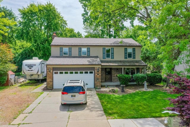 50293 Bellaire Dr, Chesterfield township