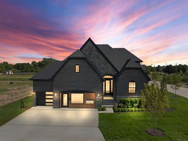 42512 Saddle Ln, Sterling Heights city