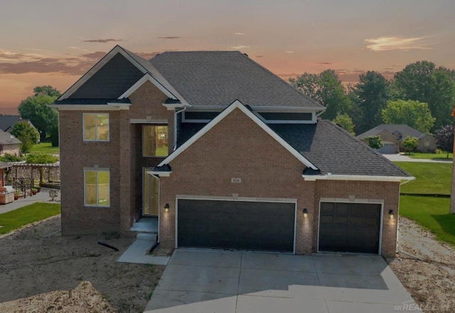 1124 Carpenter Dr, Pontiac city
