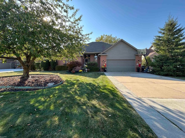 51413 Baker Rd, Chesterfield township