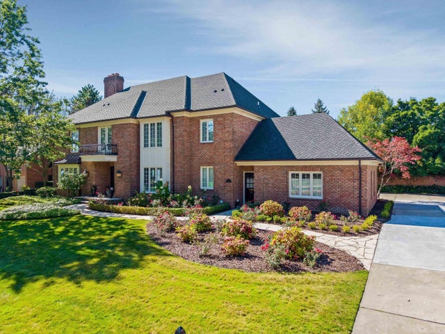 5 Dodge Pl, Grosse Pointe city