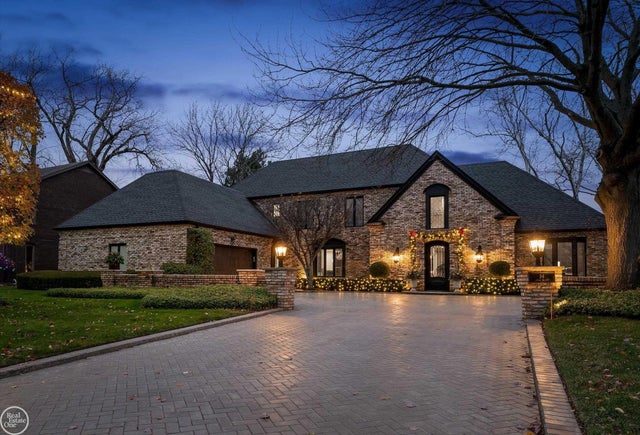 54 Belle Meade St, Village of Grosse Pointe Shores city