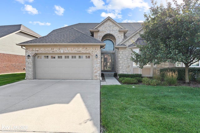 30520 Berghway Trl, Warren city