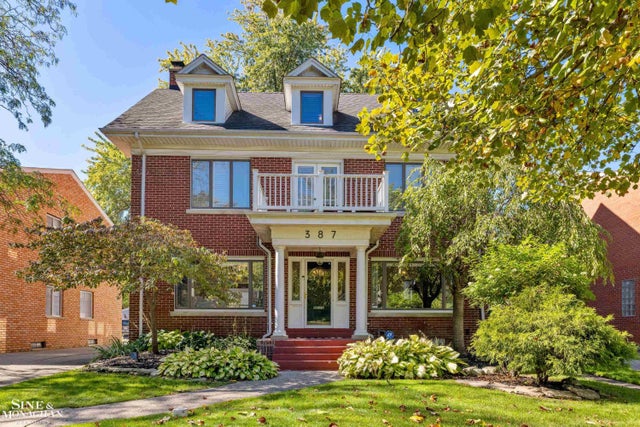 387 Neff Rd, Grosse Pointe city