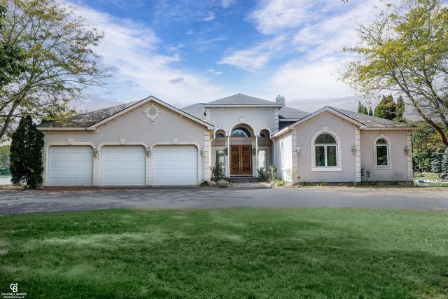 68373 Lake Angela Pointe Dr, Richmond city