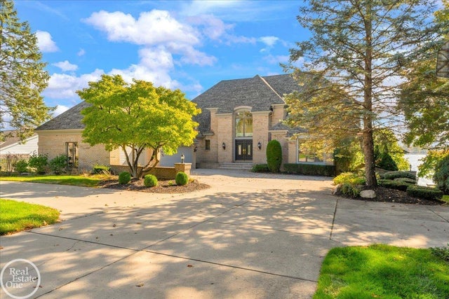 770 N Riverside St, St. Clair city