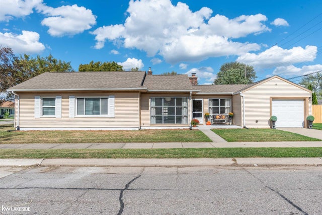 26700 Belanger St, Roseville city