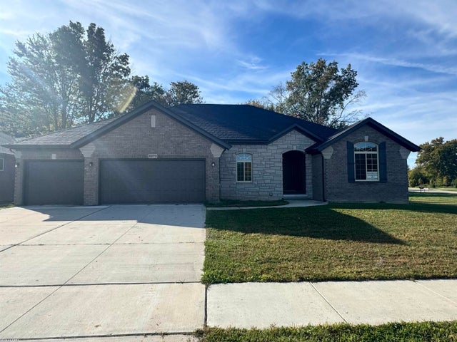 9373 Whistling Duck Dr, Ira township