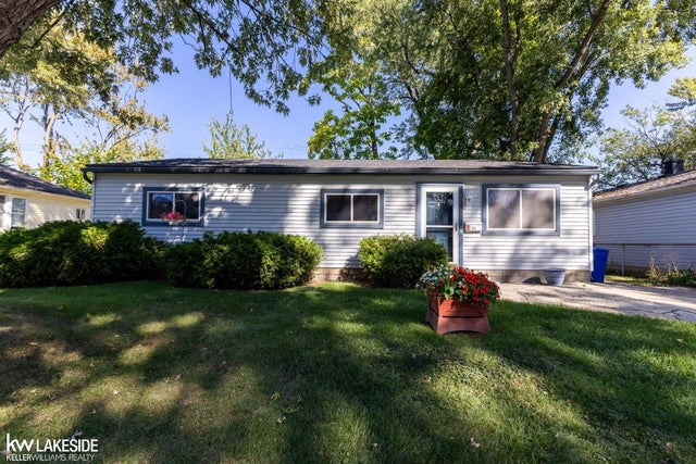 1909 E Troy St, Ferndale city