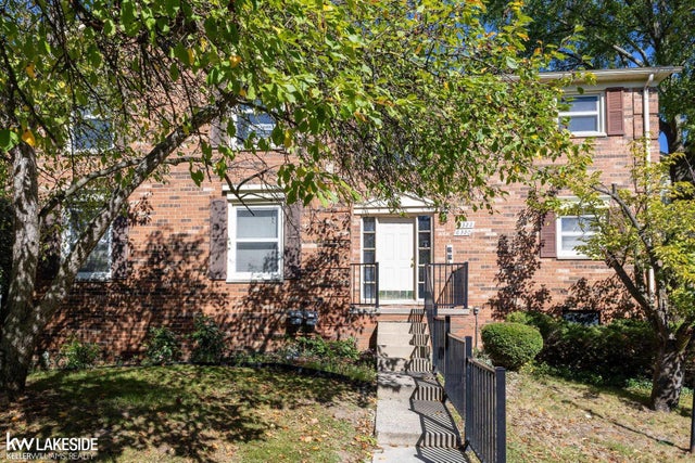 6322 Pepper Hill St, West Bloomfield charter township