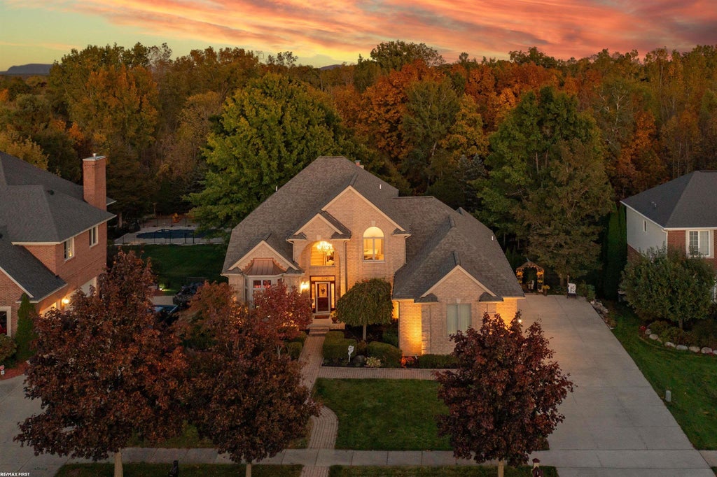 58144 Pheasant Rdg, Washington township