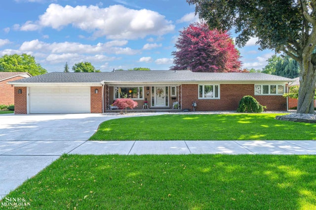 528 Hidden Ln, Grosse Pointe Woods city