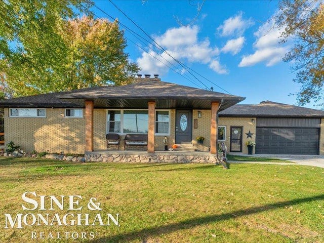 6846 Springborn Rd, China township