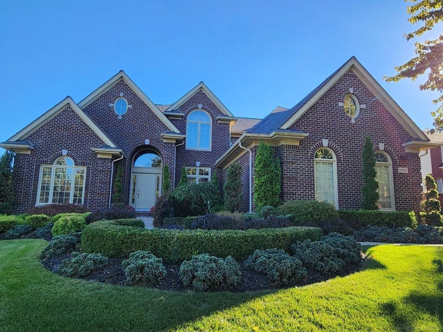 54060 Birchfield Dr, Shelby charter township