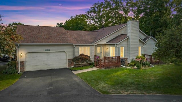 70135 Whitetail, Bruce township