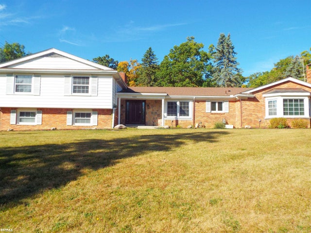 5008 Kings Gate Way St, Bloomfield charter township
