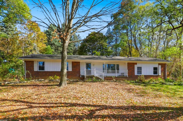 1901 Orion Rd, Lake Orion village