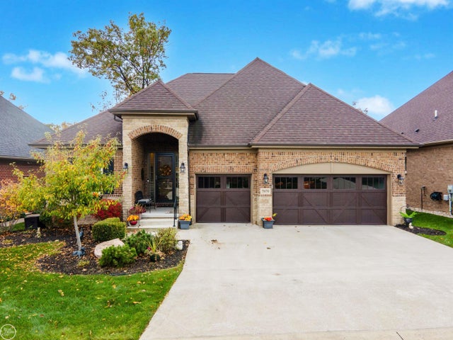 7070 Venturi Dr, Washington township