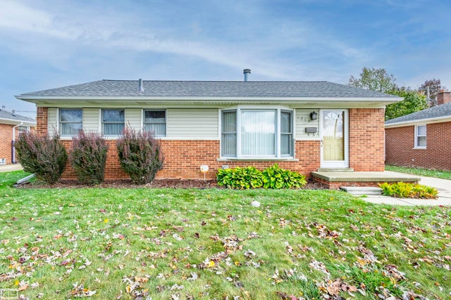 1369 Mulberry, Mt. Clemens city