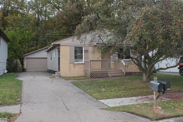 24855 Orchid St, Harrison charter township