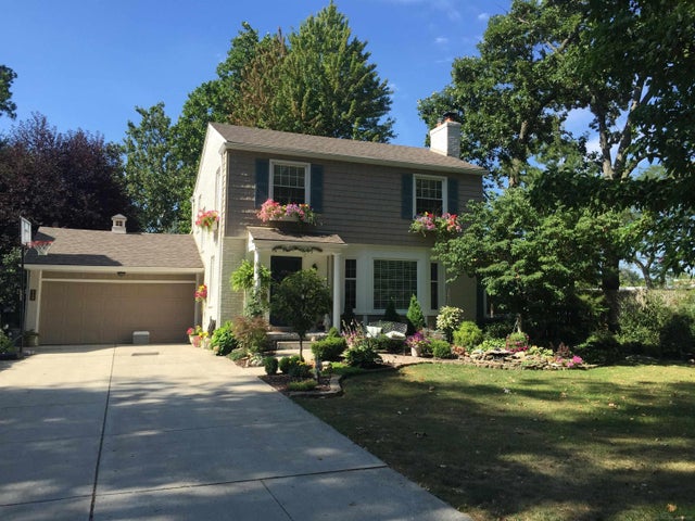351 Moselle Pl, Grosse Pointe Farms city