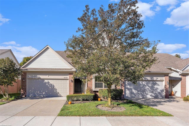 41101 Worthington Dr, Clinton charter township