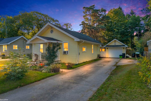 1020 Sanborn St, Port Huron city