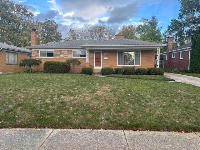 23740 Masch Ave, Warren city