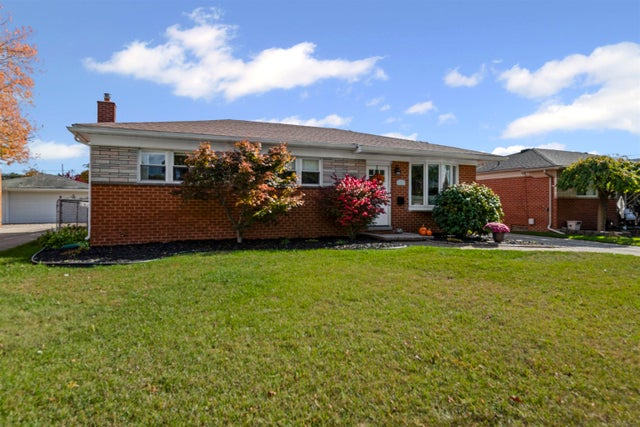 32332 Firwood Rd, Warren city