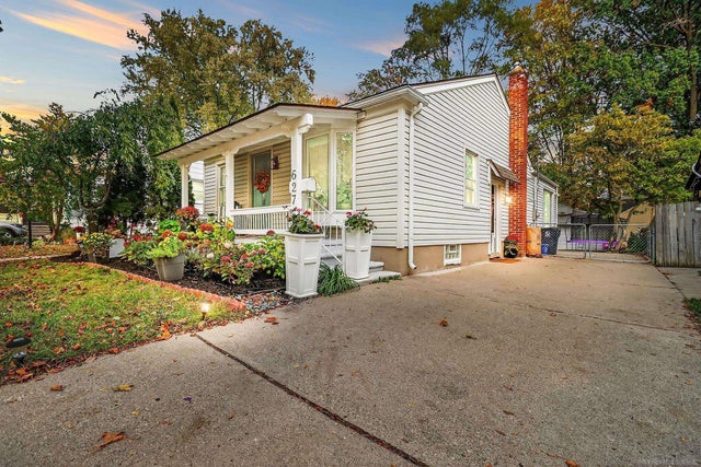 627 S Rembrandt Ave, Royal Oak city