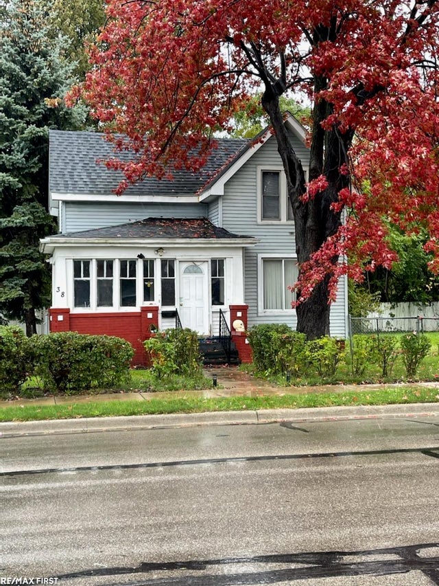 38 Northbound Gratiot Ave, Mt. Clemens city