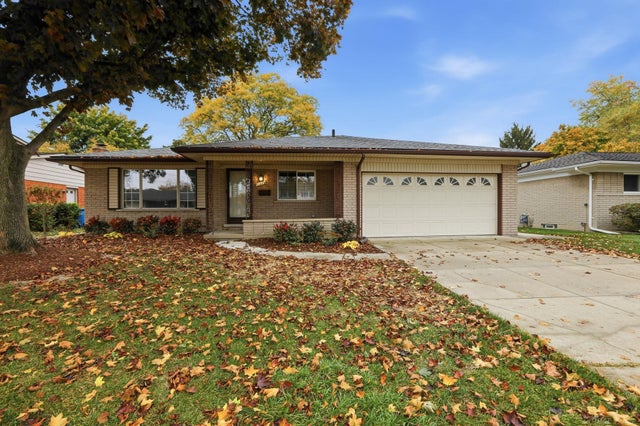 11220 Canterbury Dr, Warren city