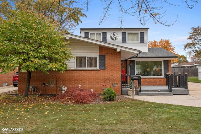 15457 Everly, Roseville city