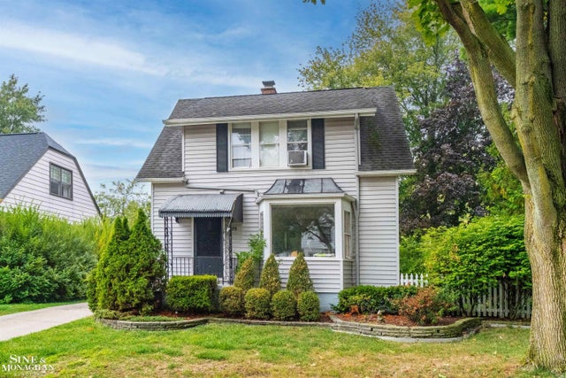 775 Notre Dame, Wayne city