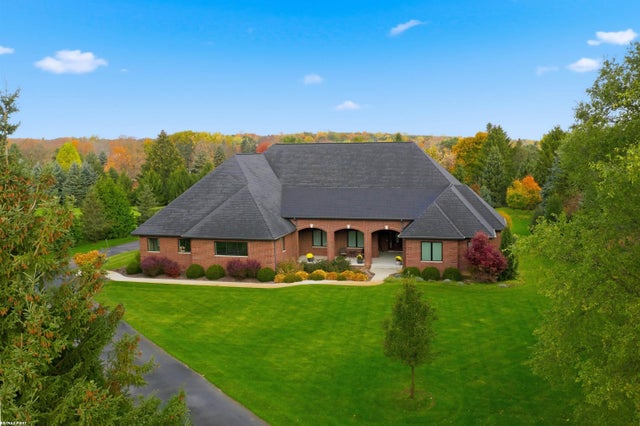 4376 Lancaster Dr, Village of Clarkston city