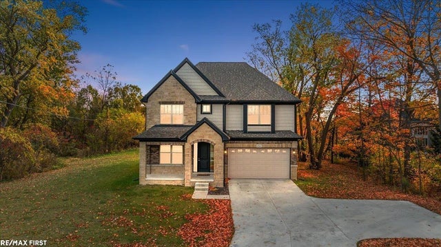 62042 Mound Rd, Washington township