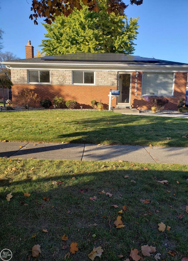 35692 Hees St, Livonia city