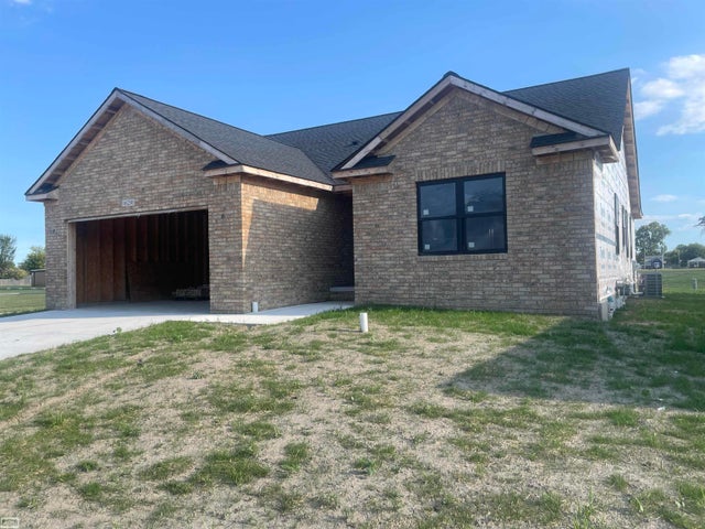 16250 Guest Court Ct, Roseville city